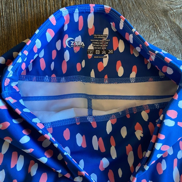 Zyia Capri size 4 💕 - Picture 5 of 7